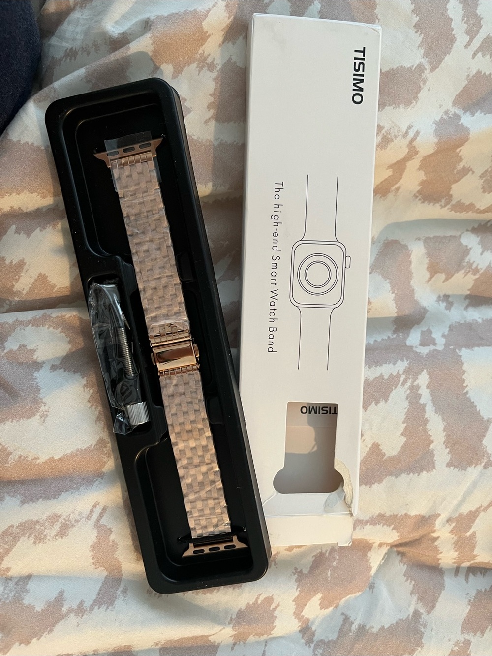 BRAND NEW.  Rose Gold Stainless Steel Smartwatch Band